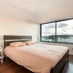 Appartement Skyscraper Riverview With Indoor Pool *