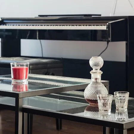 Skyscraper Riverview With Indoor Pool *