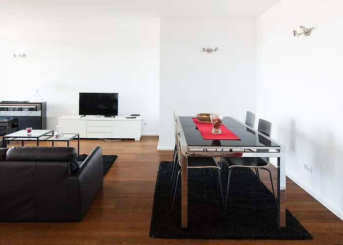 Apartmán Skyscraper Riverview With Indoor Pool *