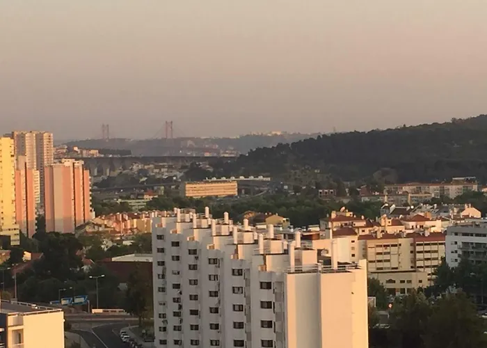 Skyscraper Riverview With Indoor Pool Apartmán Lisboa